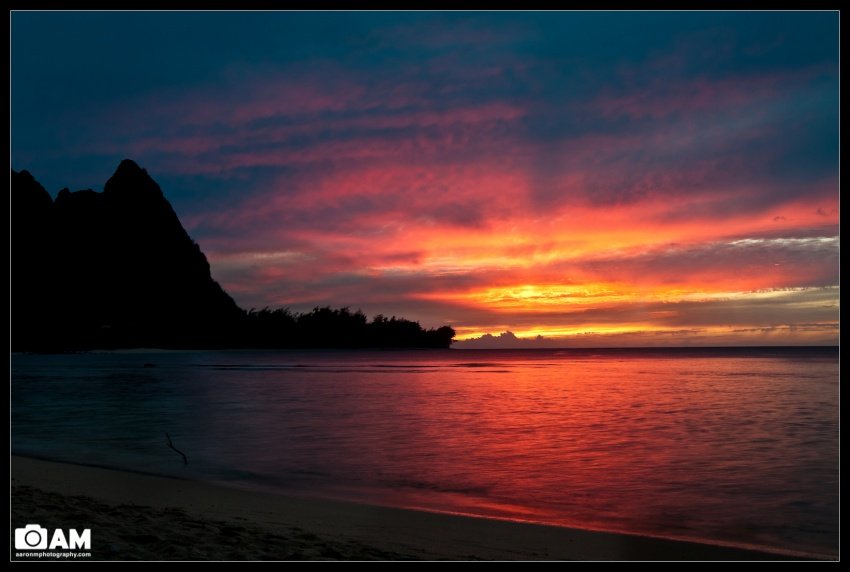 Sunset at Tunnels Beach